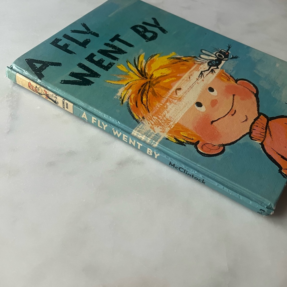 SOLD Vintage A Fly Went By by Mike McClintock 1958 | Illustrated by Fritz Siebel - Picture 2 of 10